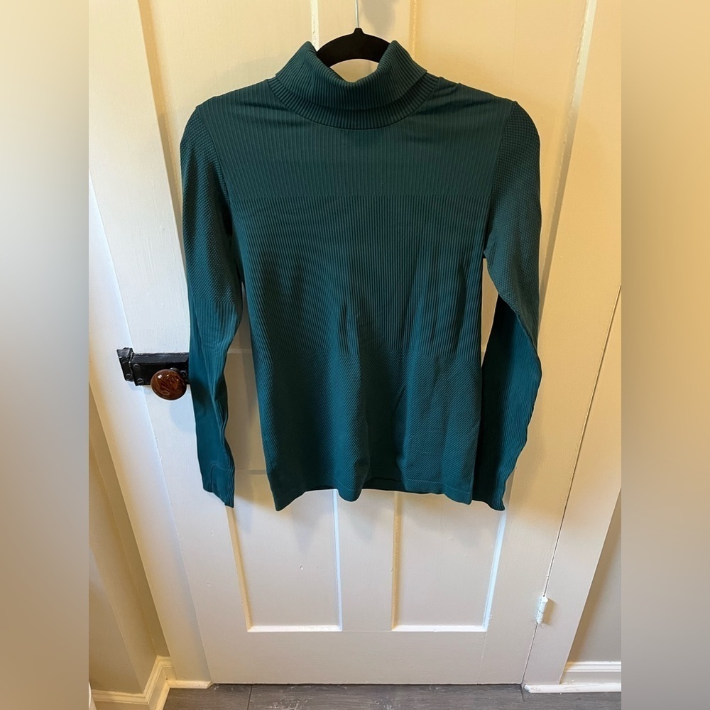 Athleta Emerald Green Turtleneck Sweater Top Size Medium